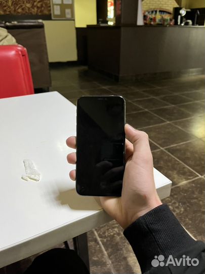 iPhone Xs, 256 ГБ