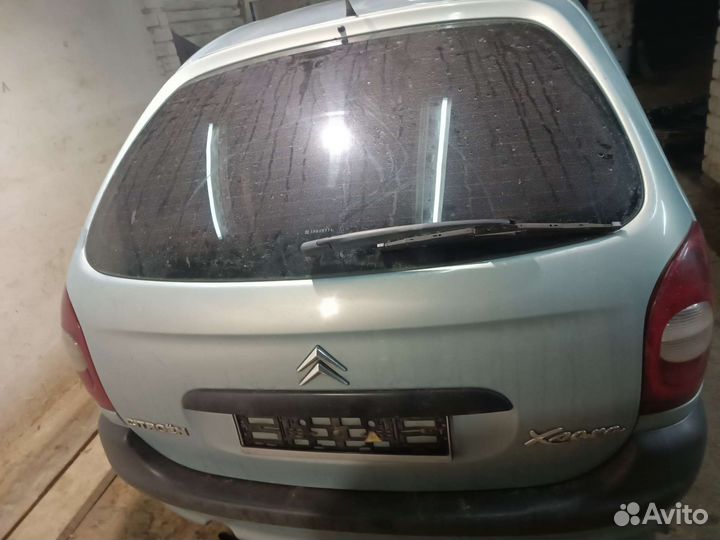 Крышка багажника Ситроен Ксара Пикассо