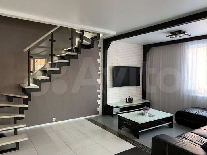 3-к. квартира, 98,7 м², 2/2 эт.