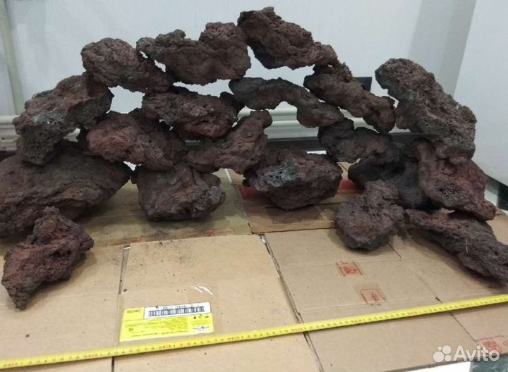 Вулканическая лава,вулканический туф