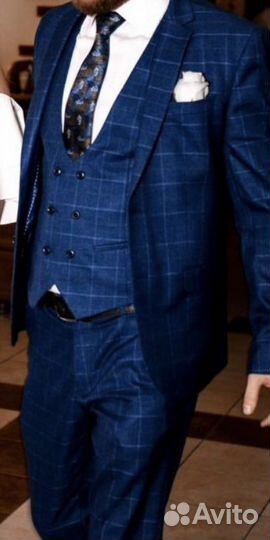Строгий костюм мужской