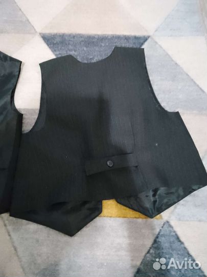 Жилетка для мальчика школьная 122