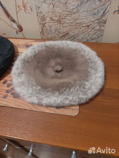 Шапка меховая, береты, комплекты женские