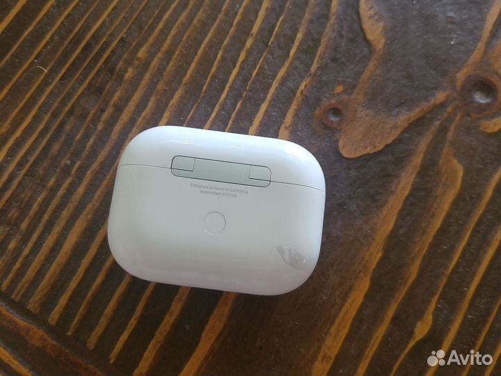 Airpods pro правый наушник и кейс