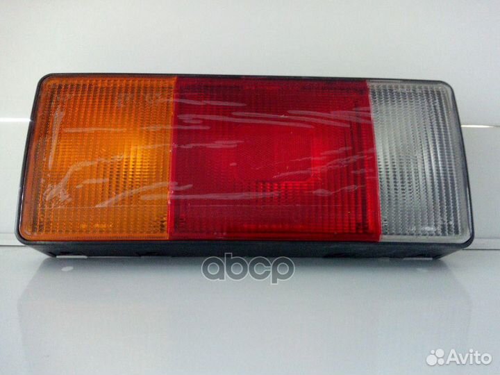 Фонарь задний hyundai HD15T vichura 924027A100