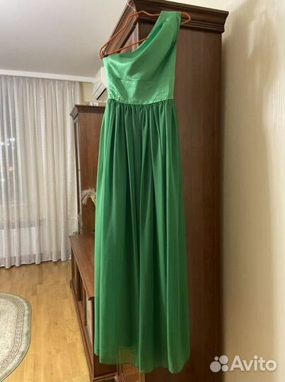 Платье зеленое в пол
