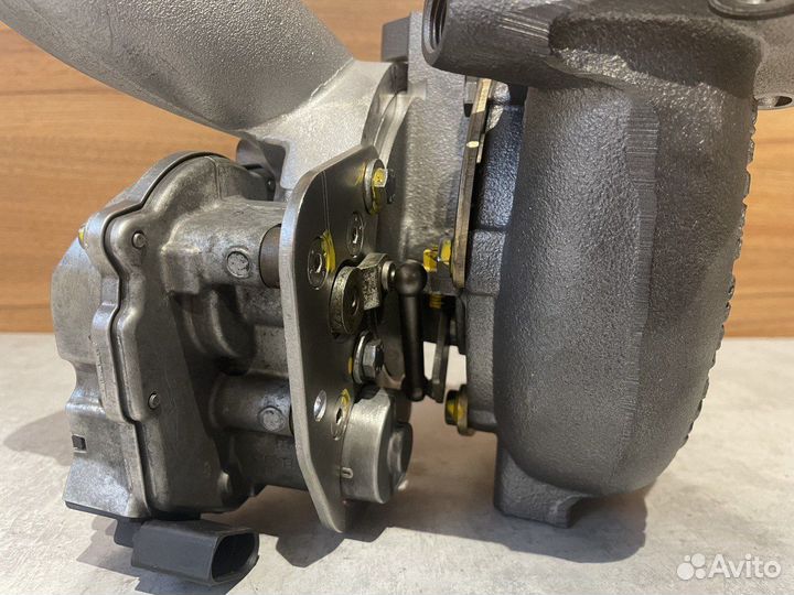 Тубина volkswagen touareg 3.0