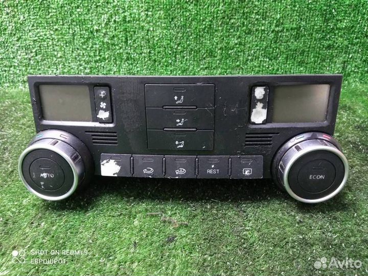 Блок управления печкой Volkswagen Touareg (2002-2