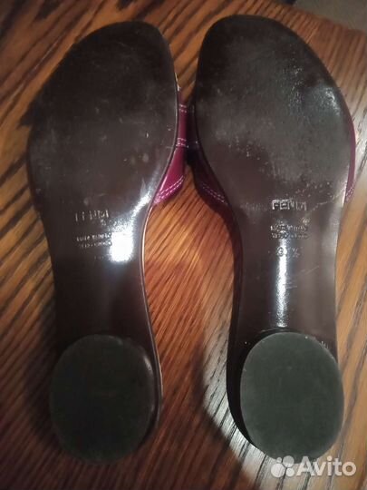 Шлепанцы Fendi Италия