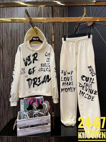 Спортивный костюм женский новый