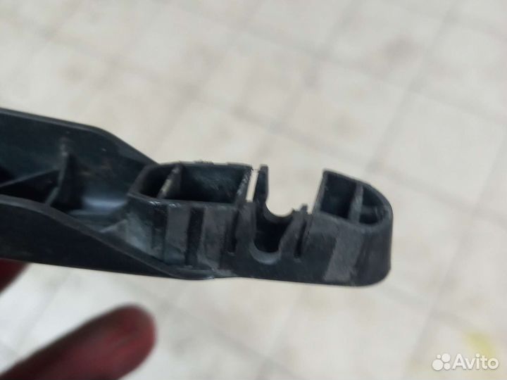 С дефектом поводок заднего дворника opel astra H