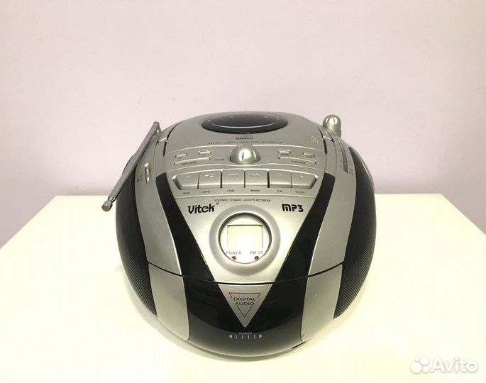 Магнитола кассетная Vitek VT-3465