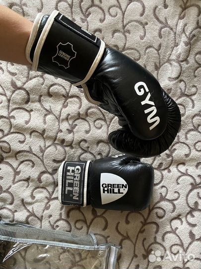 Боксерские перчатки 10 oz натуральная кожа