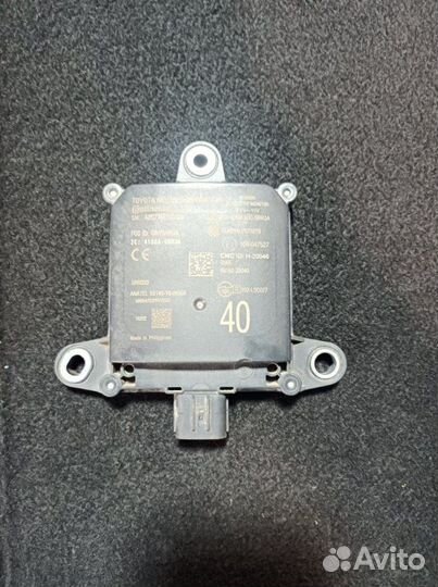 Датчик слепых зон Lexus Es 250 2020