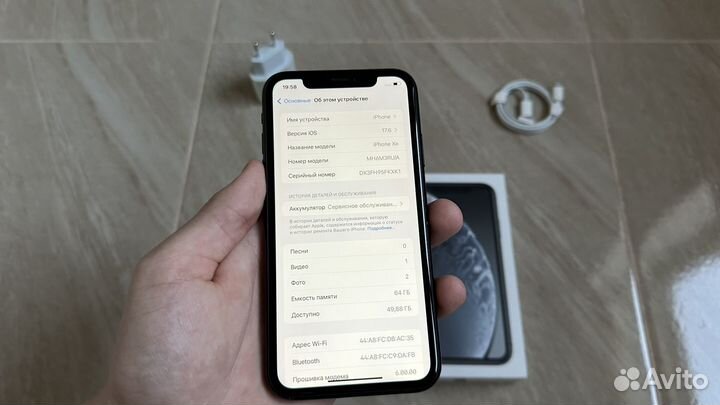iPhone Xr, 64 ГБ