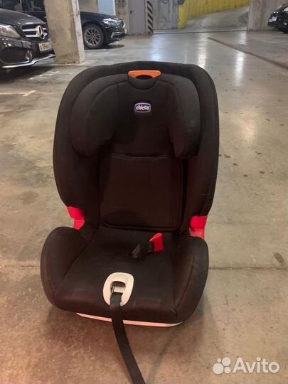 Автокресло chicco universe
