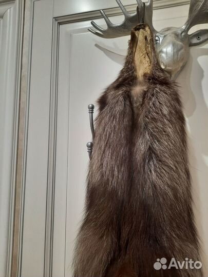 Меховая горжетка песец/лисец, чулком с лапками