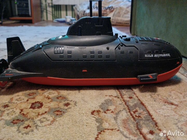 Подводная детская лодка умеет стрелять