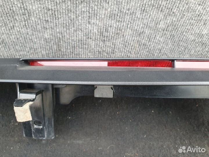 Фонарь стоп-сигнала Mercedes-Benz C-Class W204