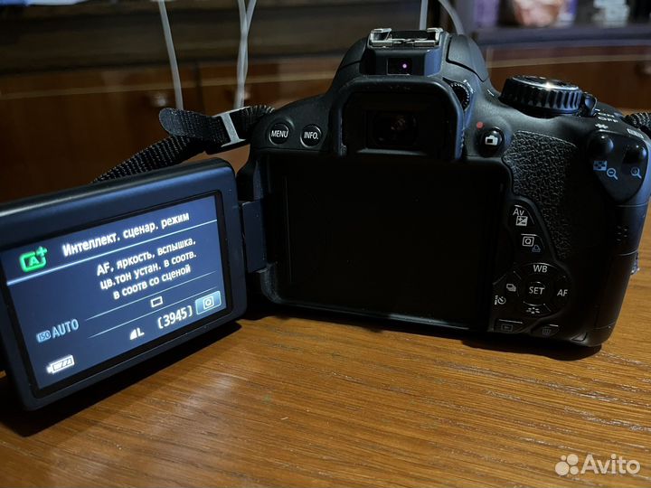 Зеркальный фотоаппарат canon 650d