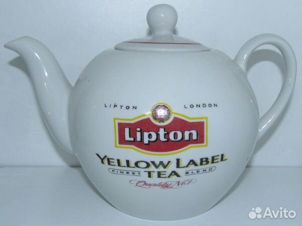 Новая чашка и чайник