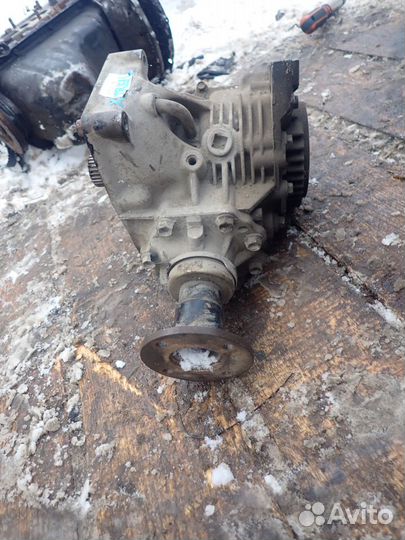 Коробка раздаточная Nissan X-Trail T30 2001-2006