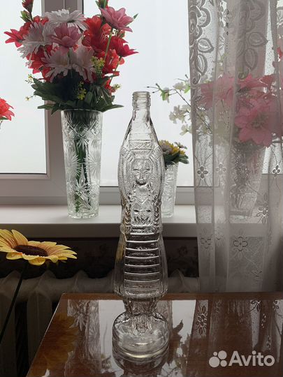 Бутылка фараон под спиртное