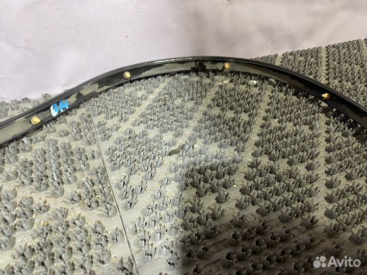 Уплотнитель капота 2 Mazda 3 BM BN