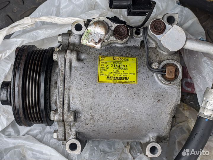 Компрессор кондиционера Mitsubishi