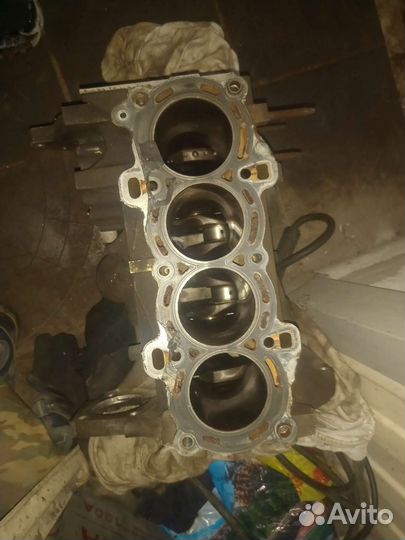 Блок двигателя с кленвалом,fusion,mondeo 1.6 fyda