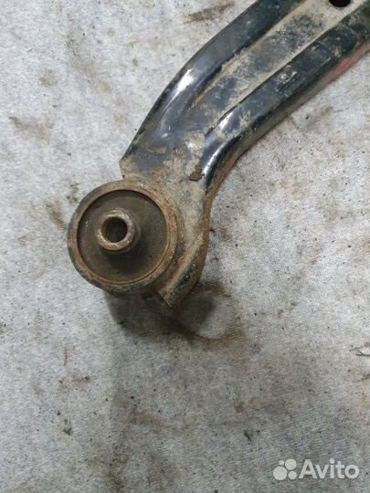 Рычаг, тяга подвески передний правый Hyundai