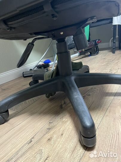 Компьютерное, офисное кресло