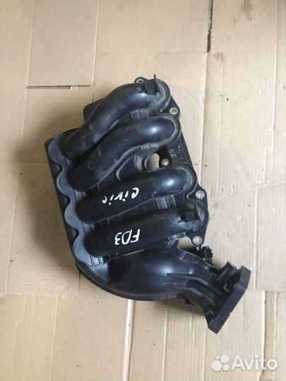 Впускной коллектор Honda Civic Hybrid 1.3 FD3