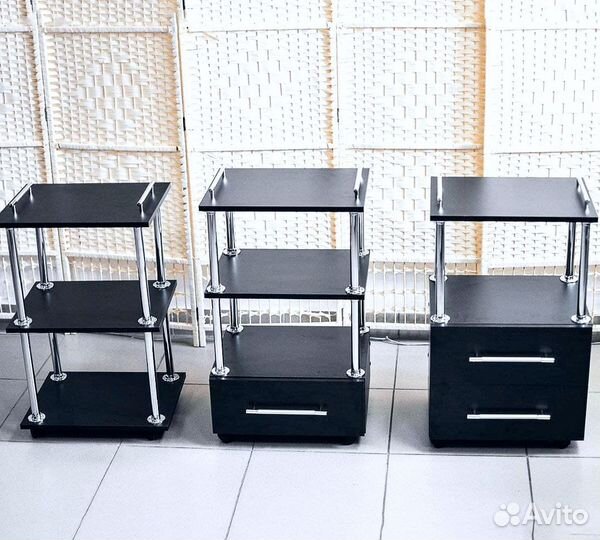 Тумба столик на колесах