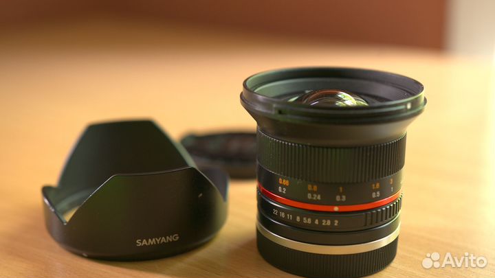 Объектив Samyang 12mm f/2.0 NCS CS Sony E