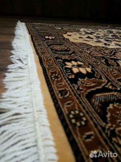 Покрывало(новое) на кровать или диван