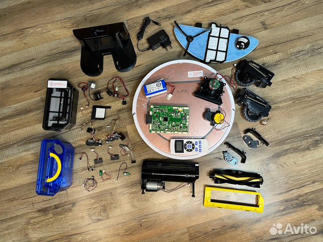 Запчасти для робота пылесоса iLife V7s Plus