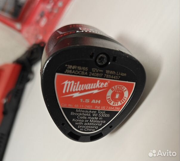 Аккумулятор Milwaukee m12 1,5А/ч