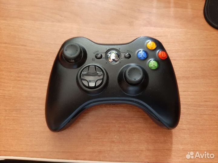 Xbox 360 E чистый (без прошивок)