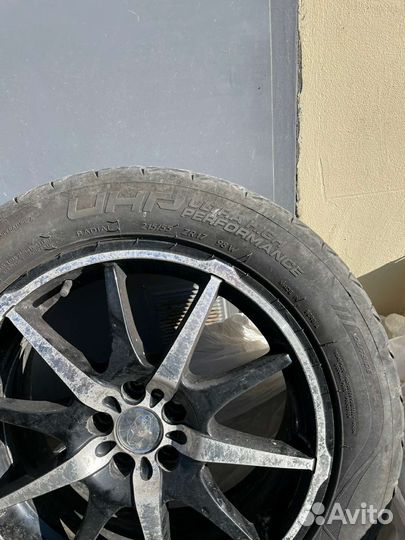 Tigar UHP Ultra High Performance 215/55 R17 98W