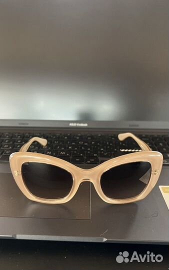 Солнечные очки женские