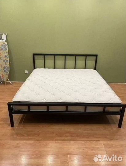 Двуспальная кровать лофт металлическая