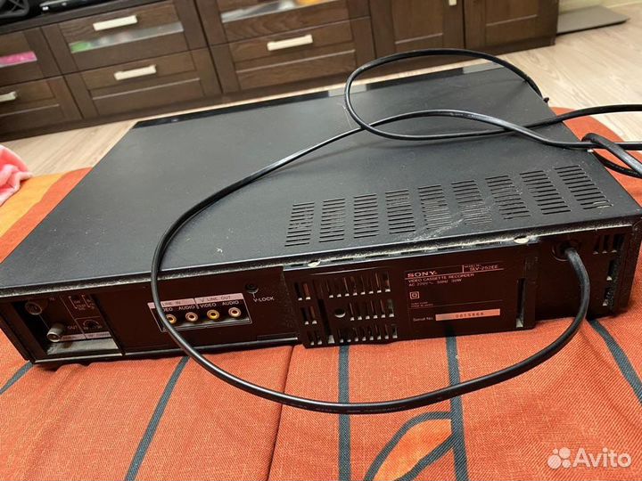 Видеомагнитофон