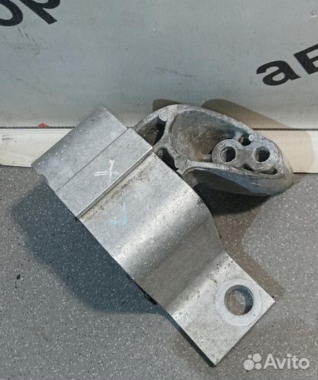 Опора кронштейн двс кпп