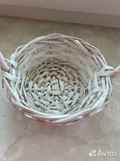 Корзина плетеная маленькая для декора