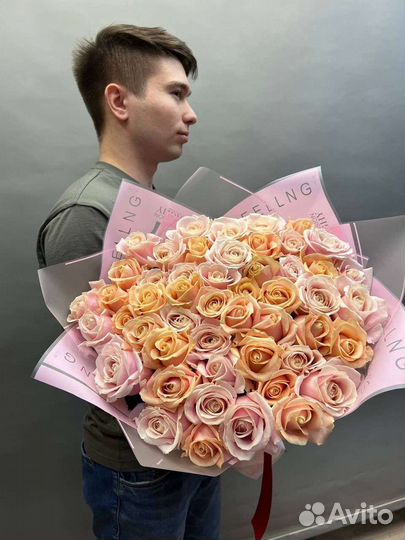 Букет 51 роза 70 и 80см Голландия