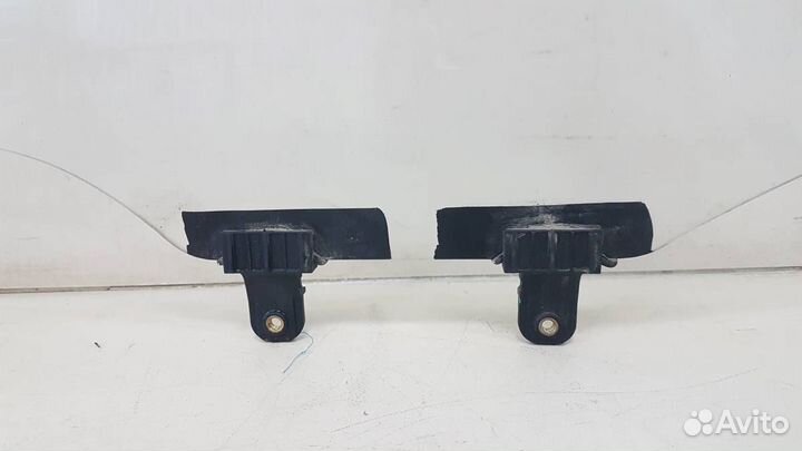 Стекло двери передней левой Kia Rio 4 FB 2017