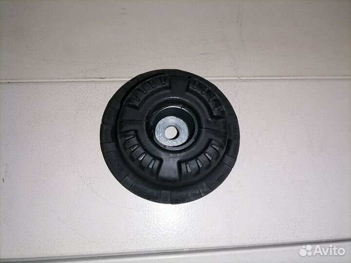 Опора переднего амортизатора верхняя Audi A4 A6