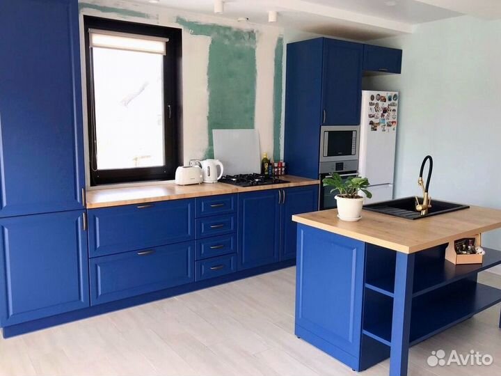 Кухня на заказ с островом