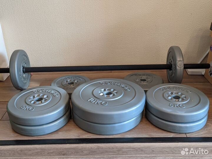 Гриф, блины и зажимы